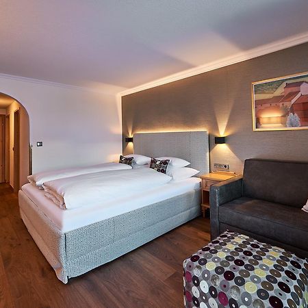 Hotel Garni Edelweiss レッヒ エクステリア 写真