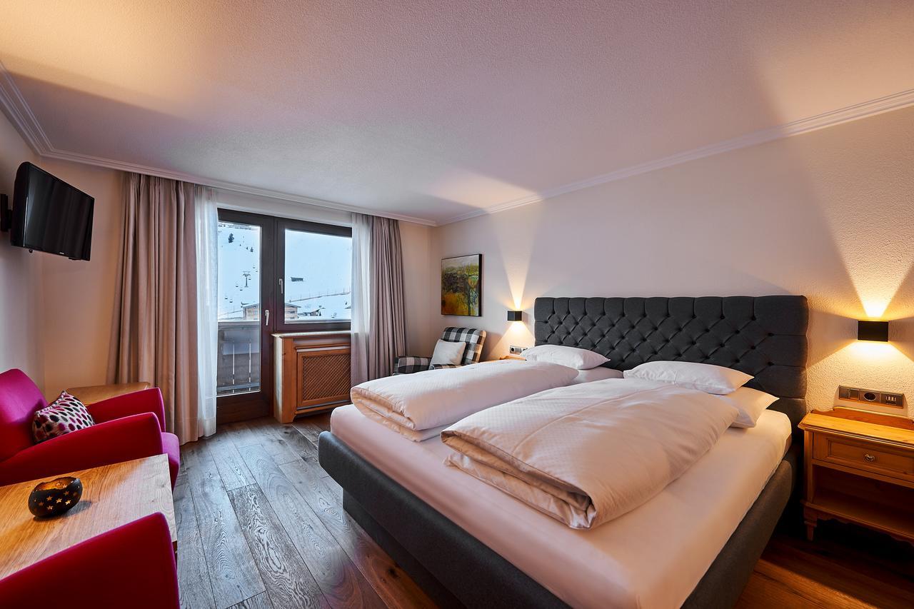 Hotel Garni Edelweiss レッヒ エクステリア 写真
