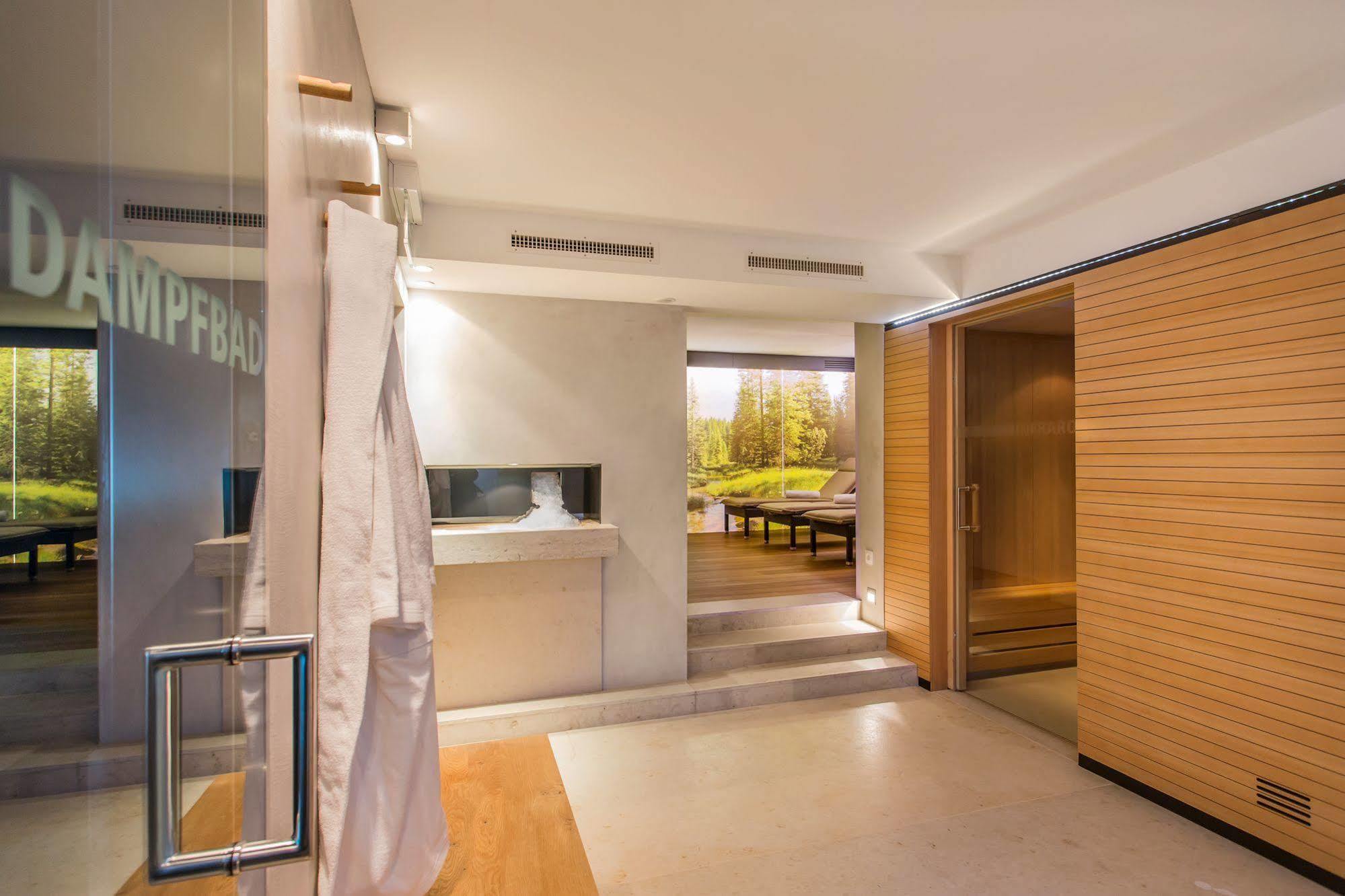 Hotel Garni Edelweiss レッヒ エクステリア 写真